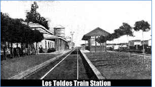 Los Toldos Train Station
